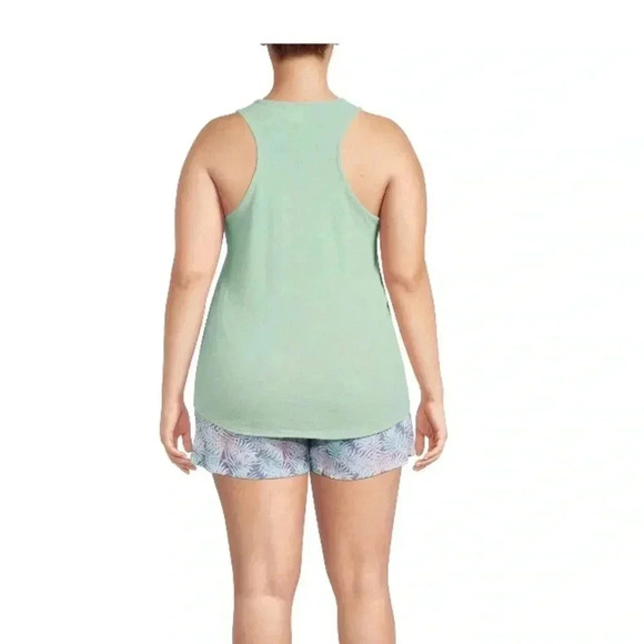 💥🆕Love At First Sing Plus Size Graphic Tank🆕 - Picture 2 of 8